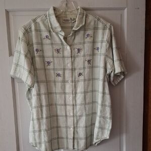 Classic Elements green and white plaid cotton top